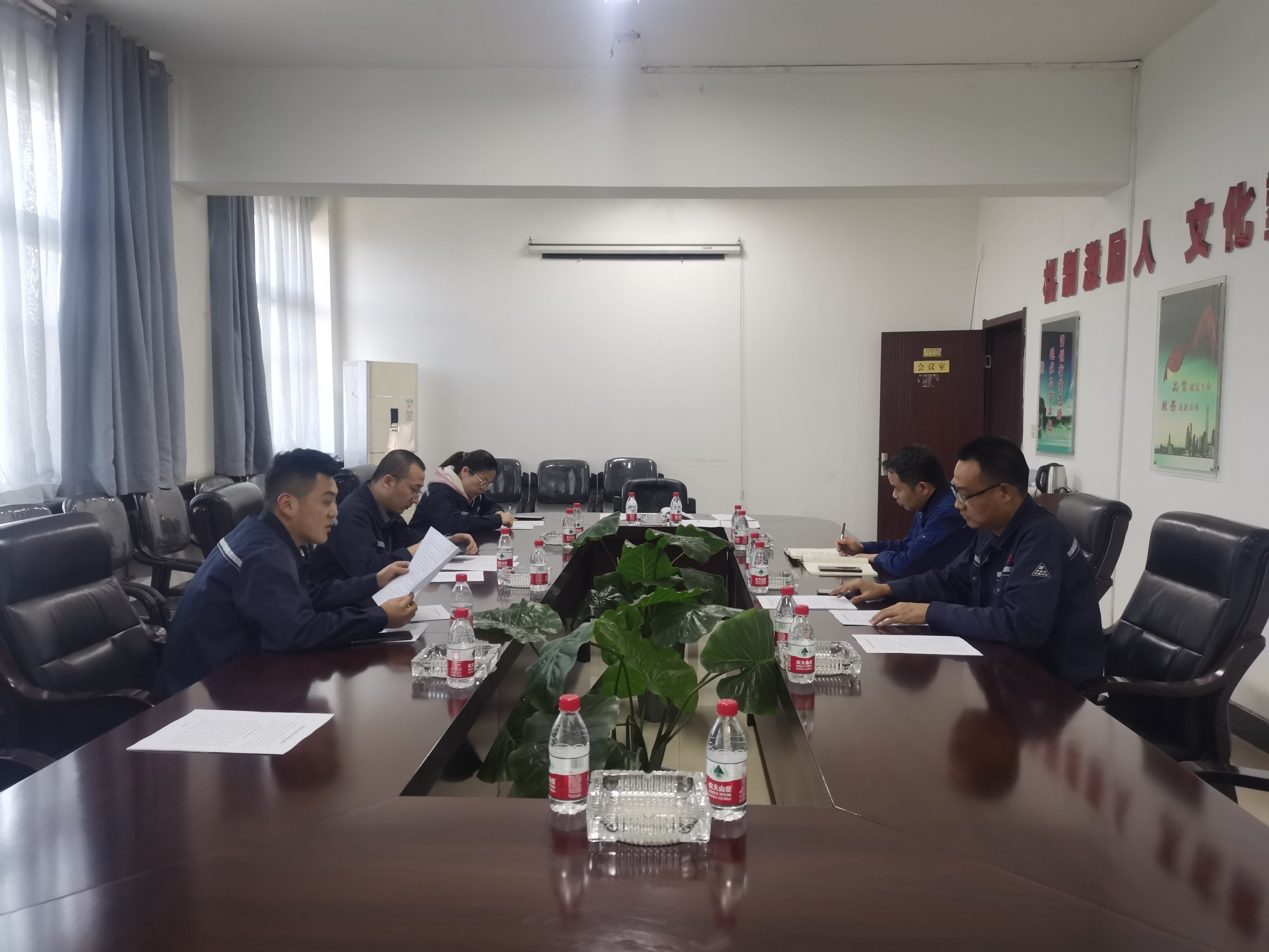 1645701656126849.jpg d2dbcfbab67c2f1cba3b36939f32a0c.jpg