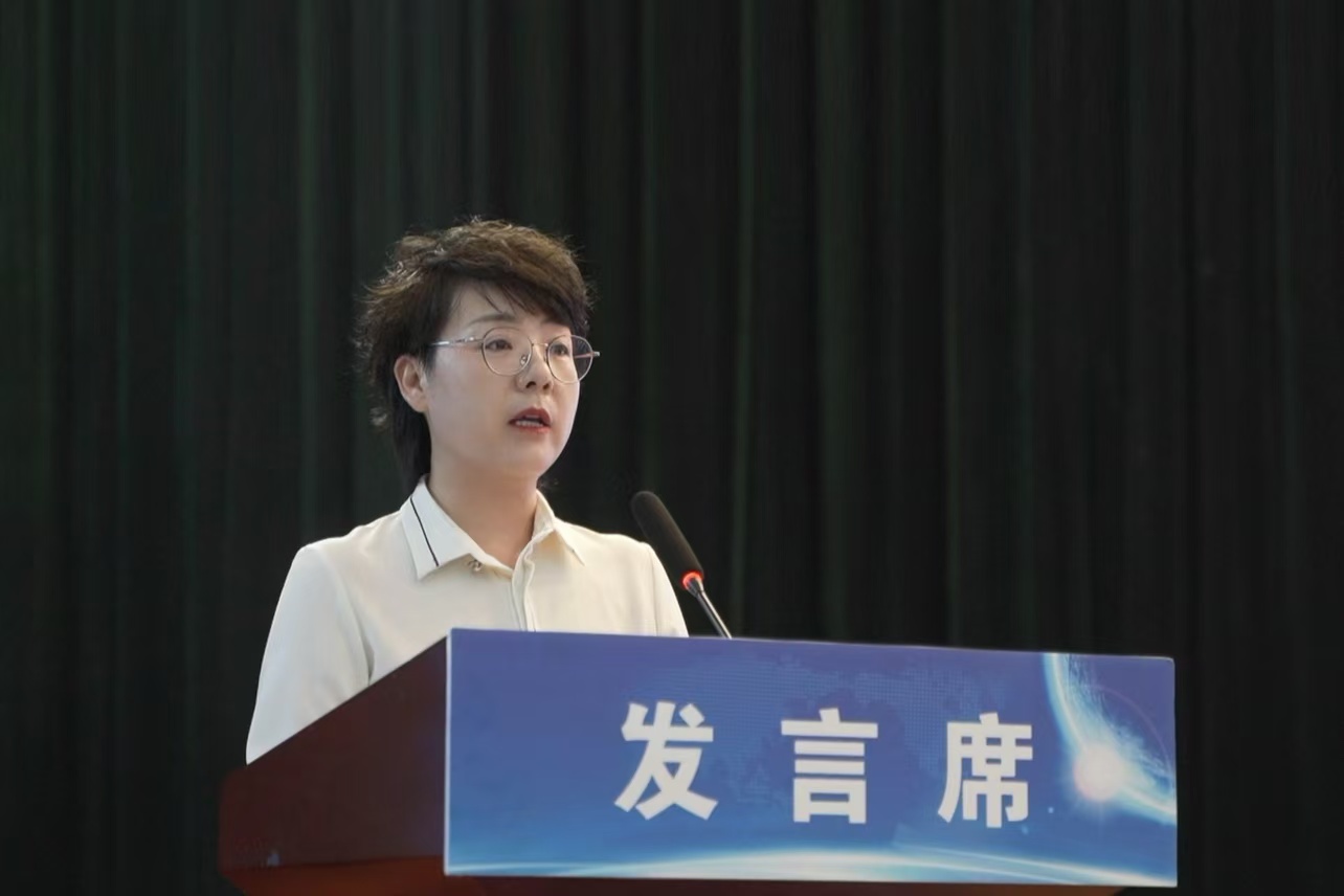 1724891679674695.jpg 闵立娟.jpg