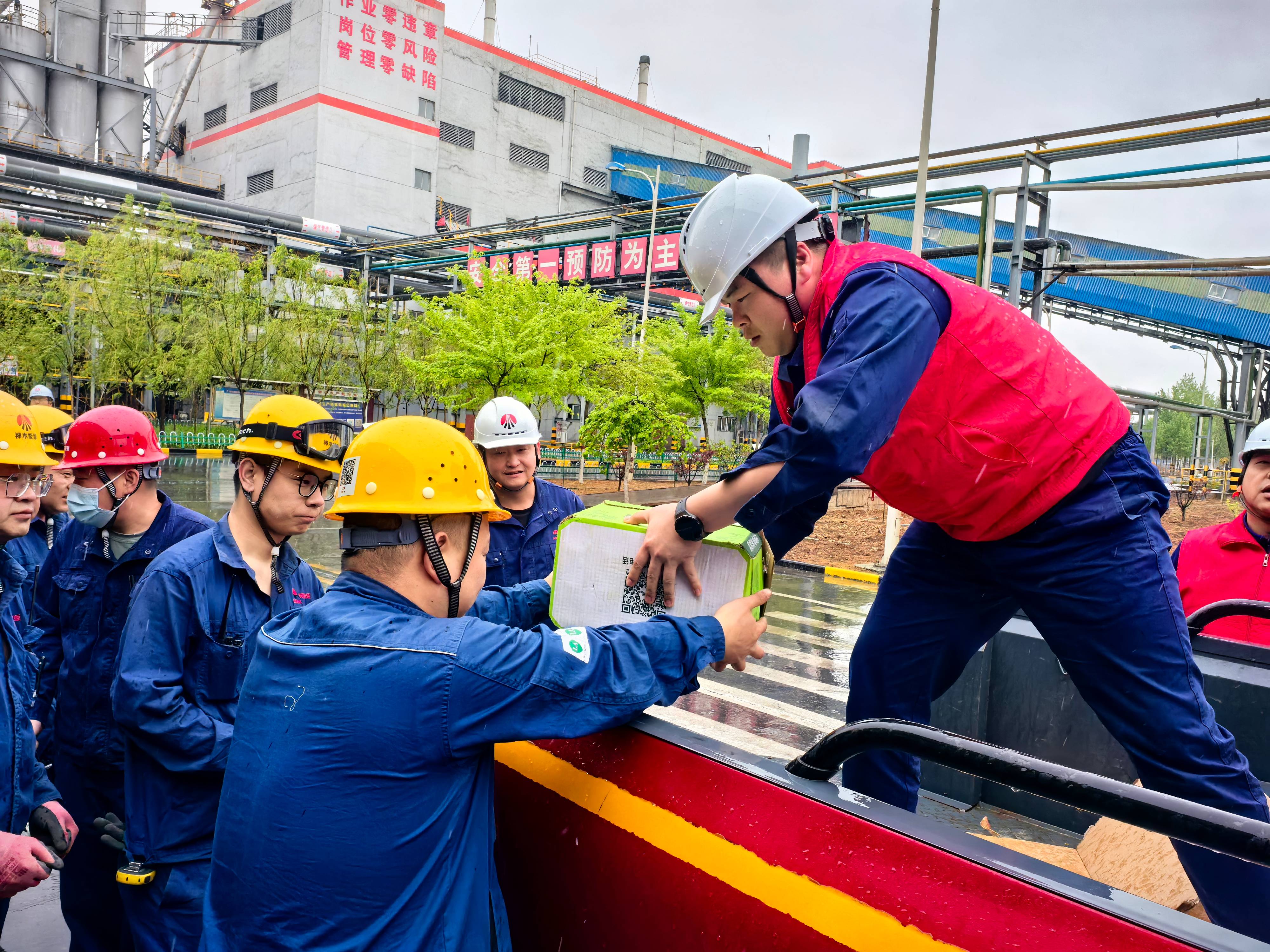 1746406515462634.jpg 3.jpg